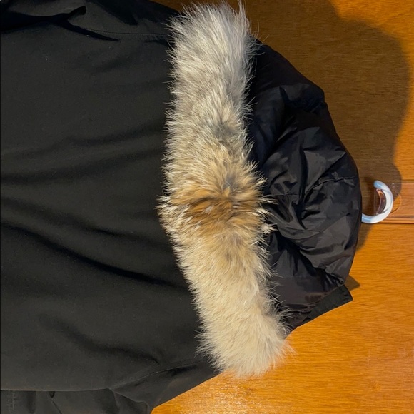 Canada Goose Parka - Picture 6 of 6